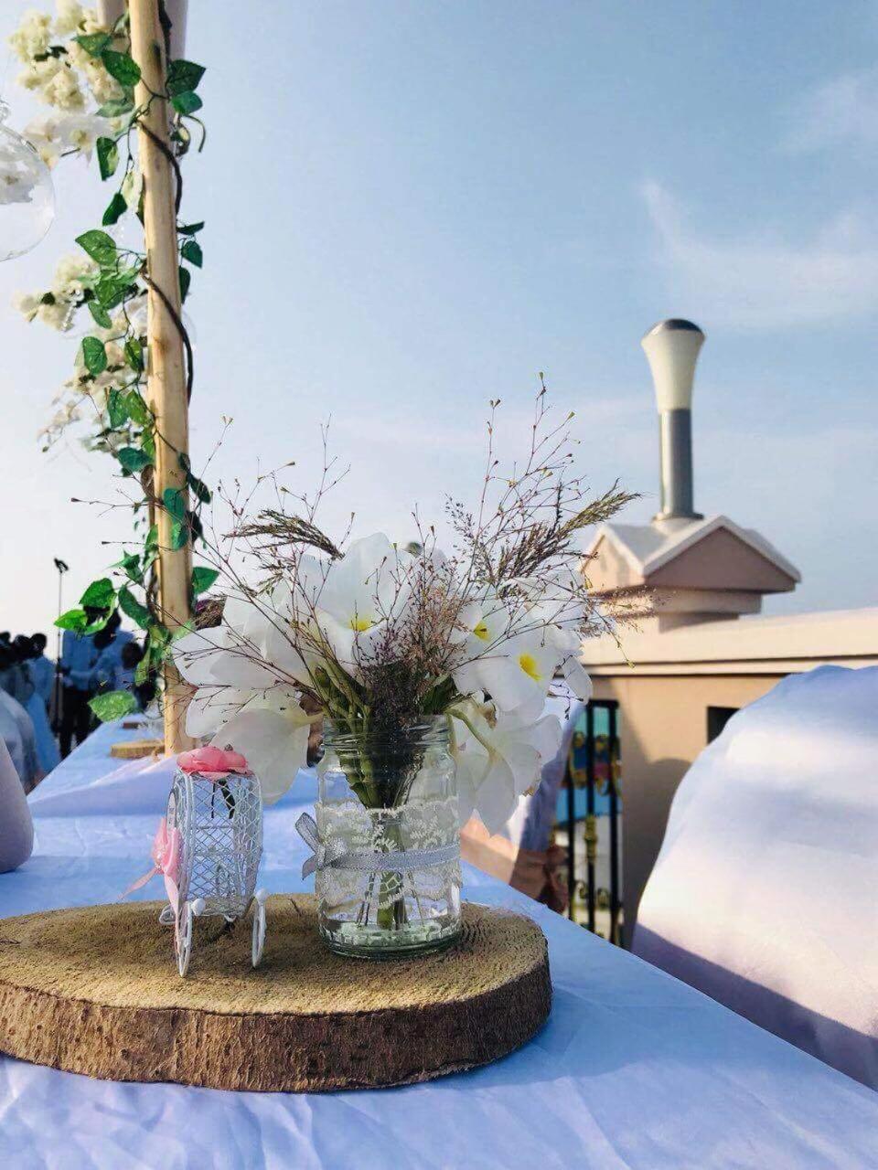 Abuharee Grand Hotell Addu City Exteriör bild