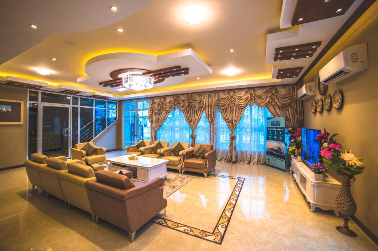 Abuharee Grand Hotell Addu City Exteriör bild